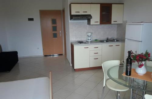 Apartmani Manuela Ljubač - Foto 7