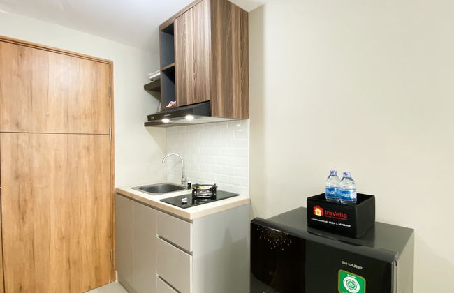 Modern Look and Tidy Studio LRT City Jatibening Apartment - Photo 9