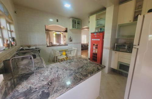 Casa de Campo ampla e confortavel em Araçoiaba da Serra com lareira, perfeita para o friozinho - Foto 12