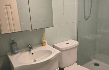 Havisham Studio Flat Rochester ME1 1XZ - Photo 9