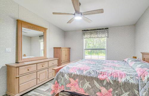 7 Mi to Crystal River Home with Yard and Fire Pit! - Foto 13