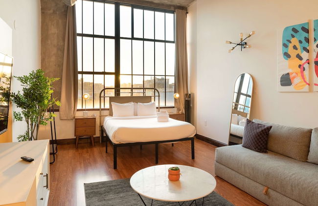 Sosuite Studio Penthouse w W/d, Gym, On-site Bar - Foto 1