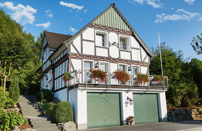 3 bedroom House in Attendorn with garden and terrace - Photo 24