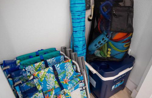 Heat of Siesta Village Walk to Beach w heated Pool - Foto 23