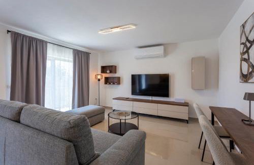 Luxurious new apartment with pool - Foto 32