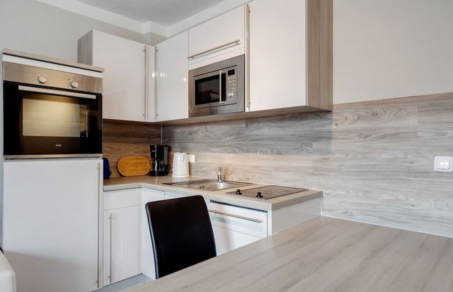 Snug Apartment in Kalkhorst with Terrace near City Center - Foto 16