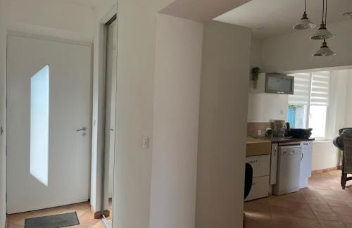 Latour des Sens Maison de vacances 6 personnes - Foto 2