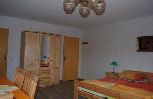 Apartment Ländliche Ferienwohnung in beliebtem Gästehaus by Interhome - Foto 8