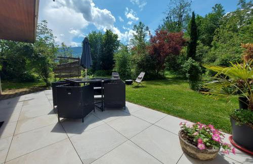 Rare, cosy studio terrasse au coeur de St-Jorioz - Photo 1