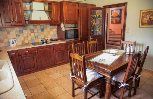 Villa Emily, soothing experience, perfect getaway - Foto 16