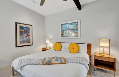 4BR MidCentury Alexander Home in Vista Las Palmas - Foto 49