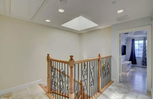 Private Patio Cali King Bed Walk to Las Olas - Foto 20