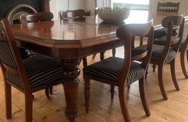 Victorian Seafront House - Photo 3