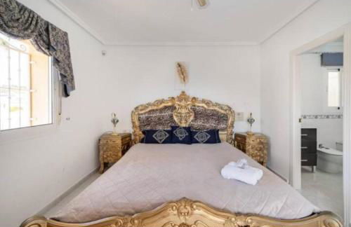 Ciudad Quesada Stunning Heated Pool Private Luxury Villa with Spa Sleeps 14 - Foto 19