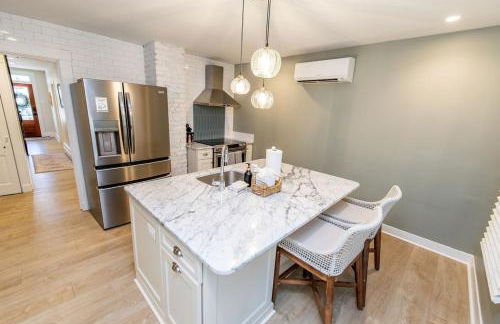 Renovated Downtown Annapolis w 3-Car Parking - Foto 3