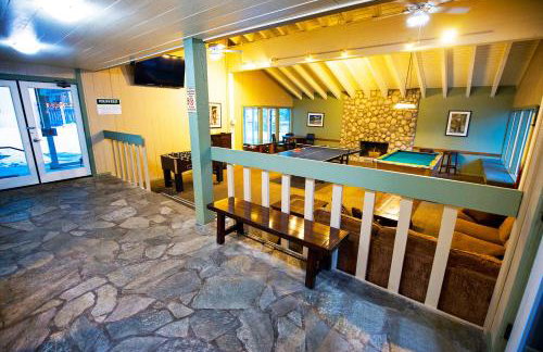 The Mammoth House - Photo 12