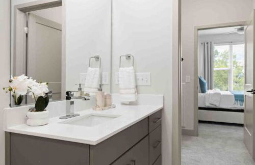 Luxe Living 5 Min From Downtown - Foto 21