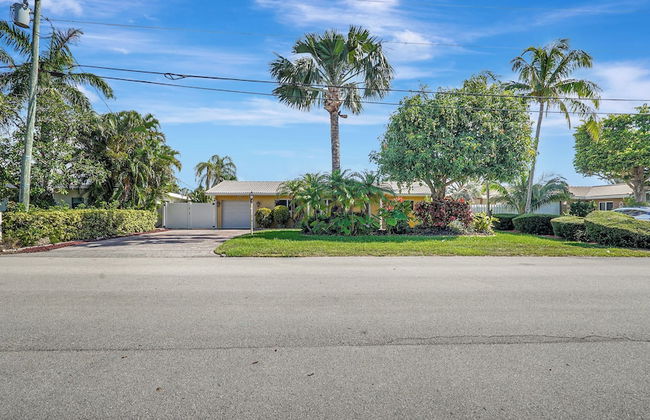 Waterfront Villa Private Pool! - Foto 38