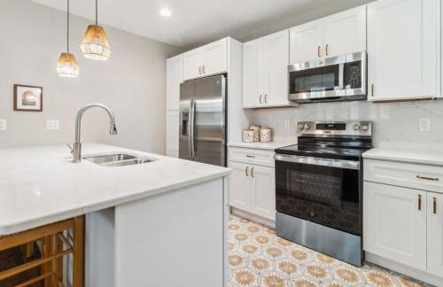 Cozy Urban Farmhouse 3bd1andhalfbth - Foto 11