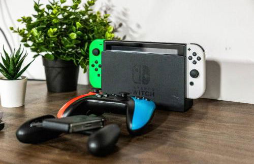 4BR Luxury Stay | 2 Kings | Near DT | Family+Games - Foto 48