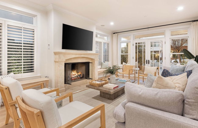 Crystal Cove by Avantstay Gorgeous & Charming Newport Home! - Photo 48