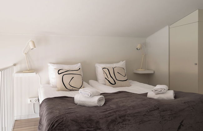 Waterfront Cabins - Photo 26