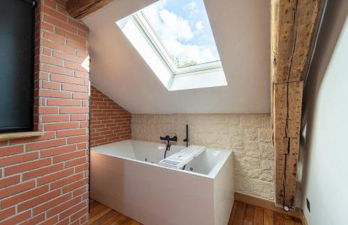 Evasion chic, spa et sauna sous les toits - Foto 16