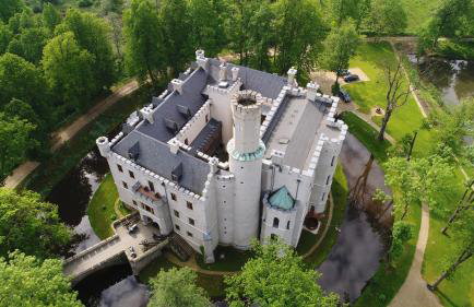 Zamek Karpniki Schloss Fischbach - Foto 2