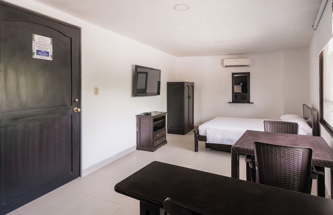 Aparta Hotel Roca Marina - Photo 19