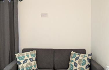 Newly Furnished Guest House Near City Centre - Foto 30