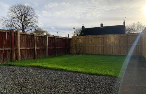 3 BDR Entire Home Sleeps Up to 5 Contractors & Families Long or Short Stay Free WiFi & Parking - Foto 26