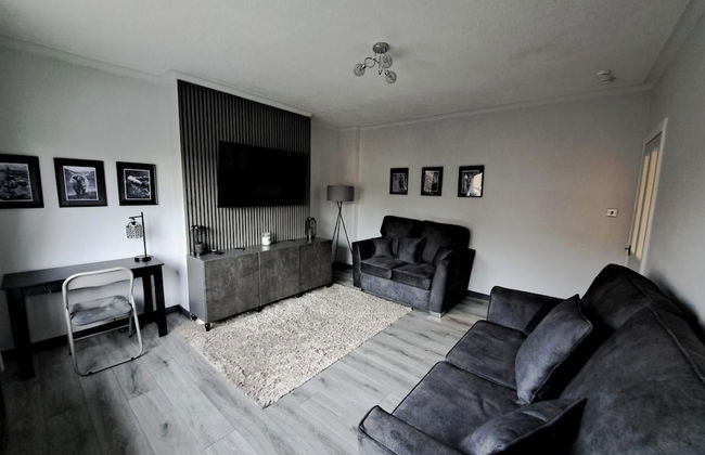 Renfrew Apartment Near Glasgow Airport - Foto 1