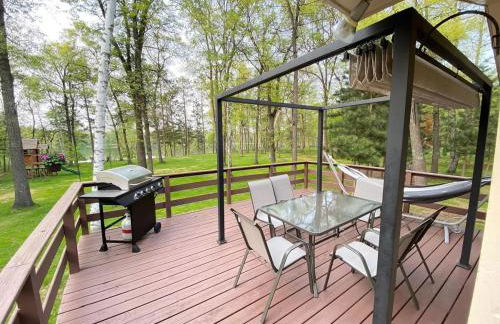 Large Home with lake views and space to entertain friends - Foto 6