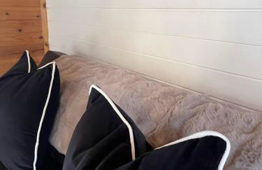 Otter 2 Lodge - Private Hot Tub- Dog Friendly - Wiltshire-Bristol - Foto 19