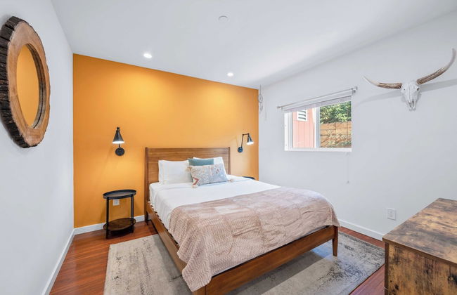 2 Units in Prime Hollywood Location Chic Renovated 1bdrs w/ Patio Avantstay - Foto 23