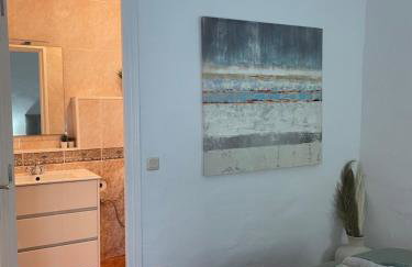 Cosy Andalusian Home with Roof Terrace in Town Centre - Photo 25