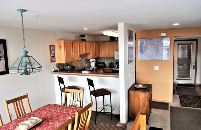 Forest Park 3 Bed 4 Bath Townhome - Foto 15