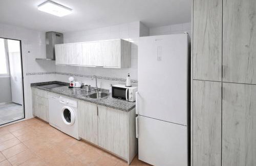 Moderno Piso céntrico 3 habitaciones junto al Mar - Foto 11