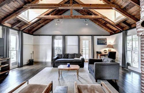 Modern Farm house in heart of the City- Sleeps 12 - Foto 1