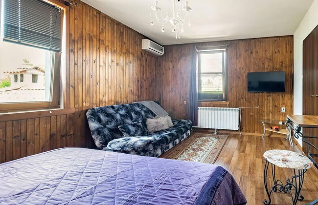 Lovely 5-bed Authentic House in the Arbanasi - Foto 7