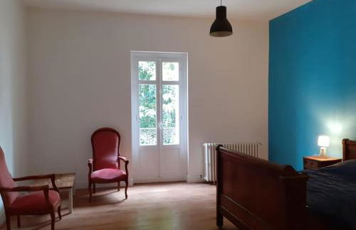 Très grande maison de ville au coeur de Saumur - Foto 7