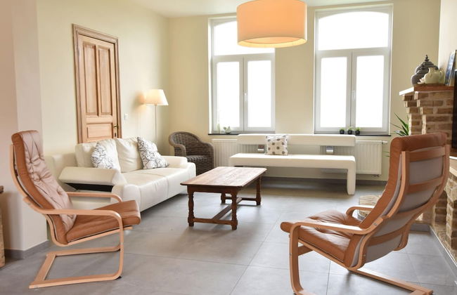 Spacious Holiday Home With Pond in Poperinge - Photo 35