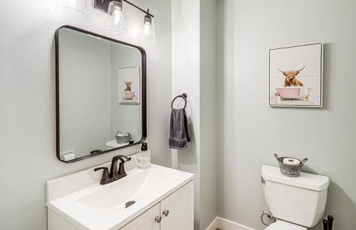 24-Acre Cottage with Hot Tub about 10 Mi to Blowing Rock - Foto 9