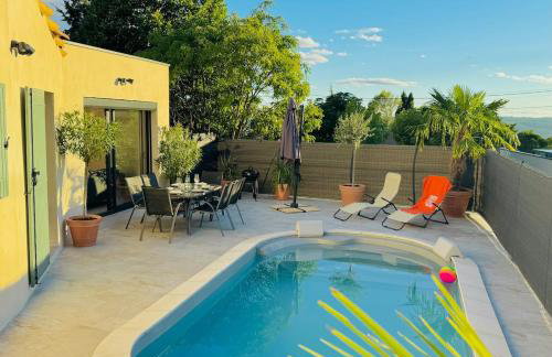 Le Cocon Gardois, terrasse & piscine - Pont du Gard - Foto 24