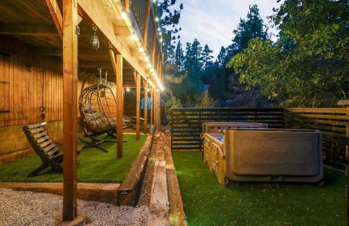 Pine Den Cabin: Arcade+Fire Pit+BBQ - Foto 64