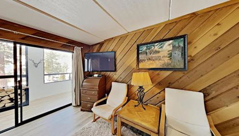 Great 3 Bedroom Condo with Washer and Dryer! - Foto 4