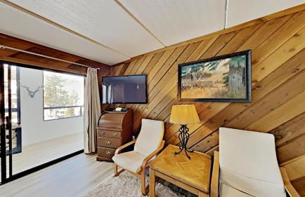 Great 3 Bedroom Condo with Washer and Dryer! - Foto 4