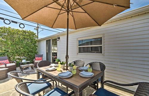Beachy Lavallette Cottage with Outdoor Shower, Patio - Foto 21