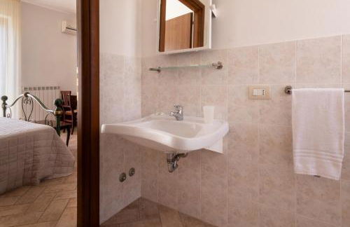 Relais Parco Del Subasio - Photo 27