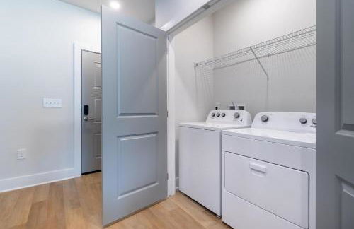 Landing Stylish 1BD Clubhouse Pool - Foto 12